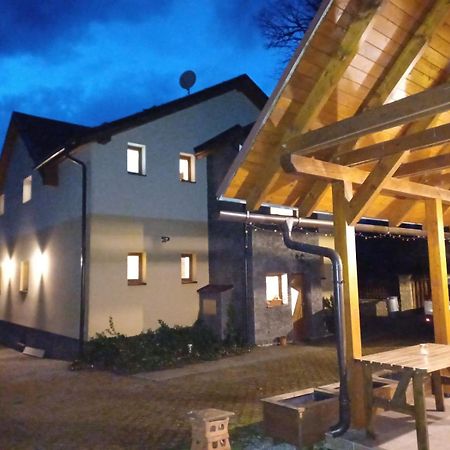 Vila Pohoda Javorniky S Rozlahlym Pozemkom Maków Zewnętrze zdjęcie