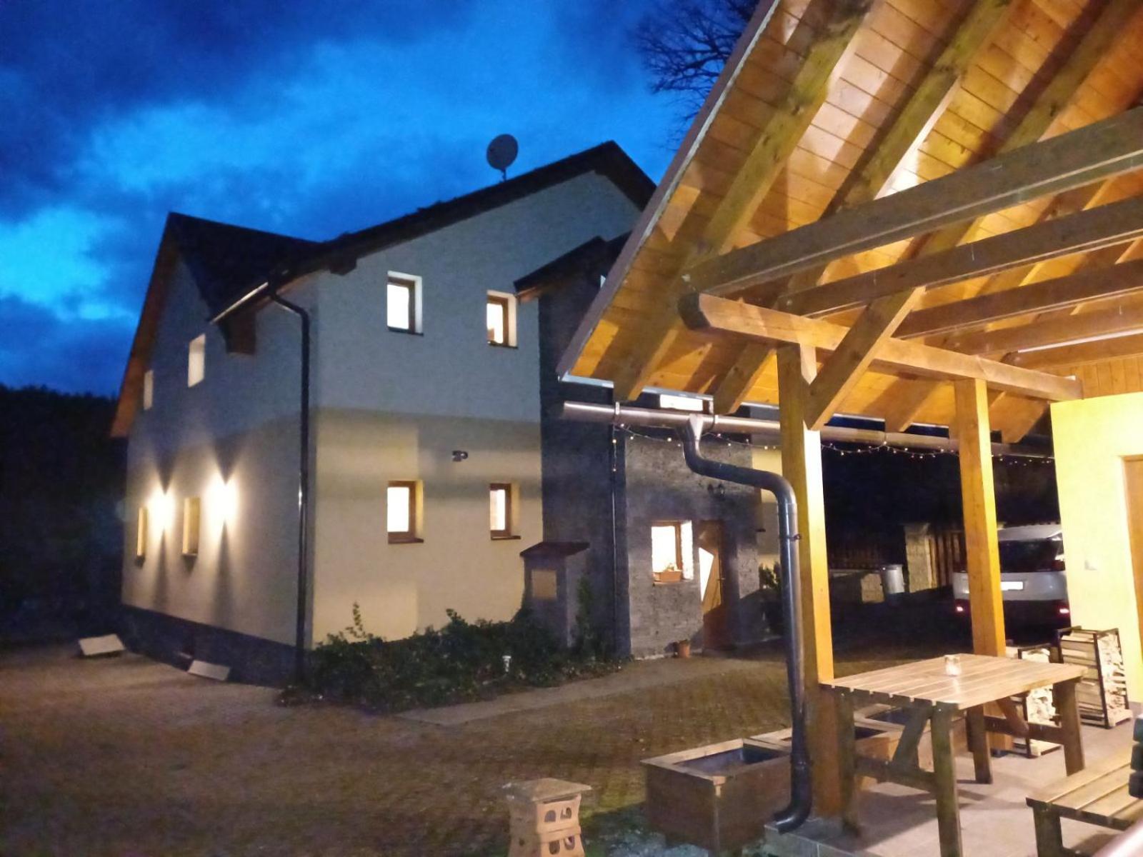 Vila Pohoda Javorniky S Rozlahlym Pozemkom Maków Zewnętrze zdjęcie