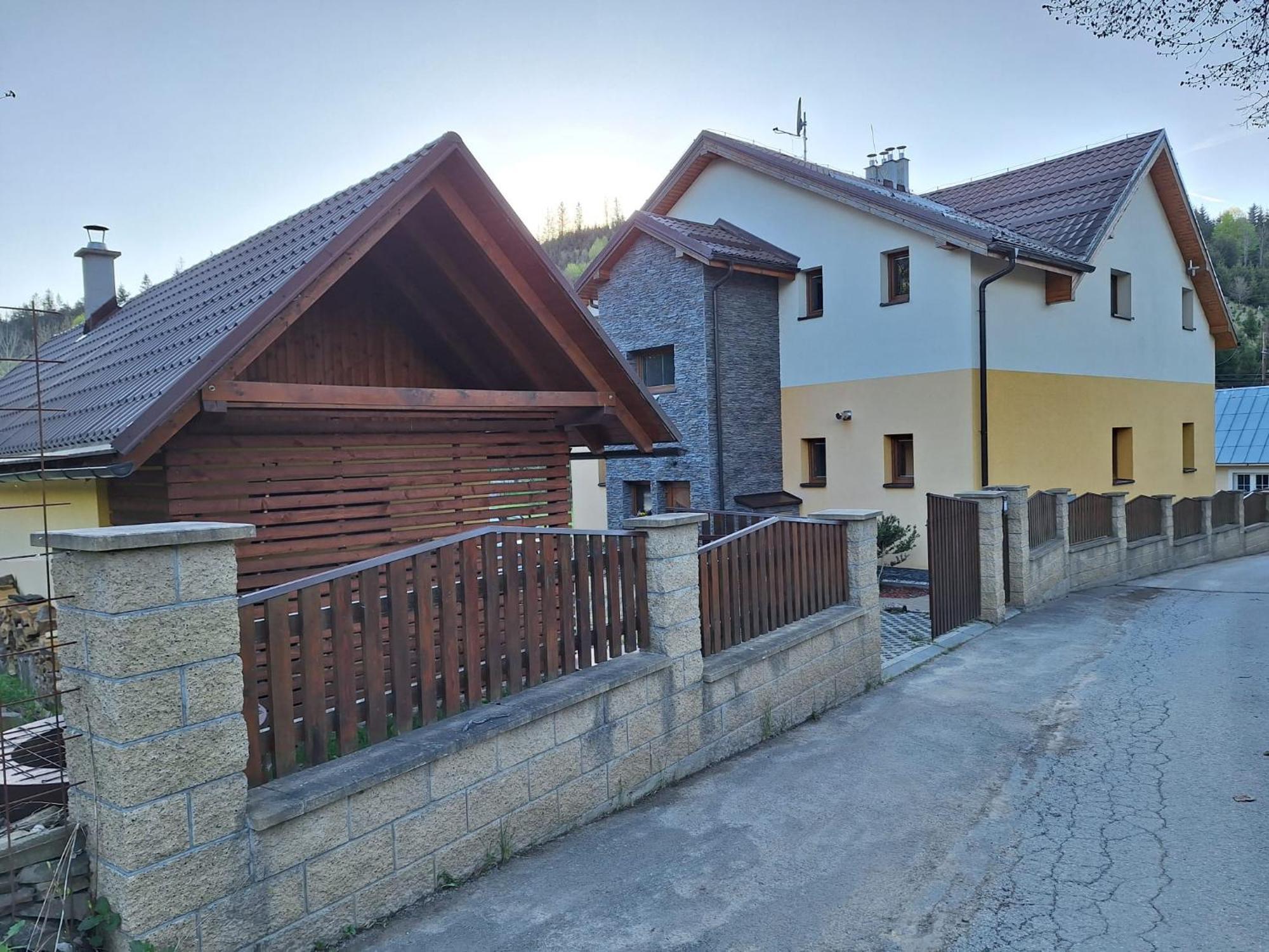 Vila Pohoda Javorniky S Rozlahlym Pozemkom Maków Zewnętrze zdjęcie